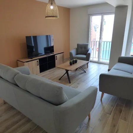 Le Jules Verne, En Plein Centre-ville * Le Crotoy