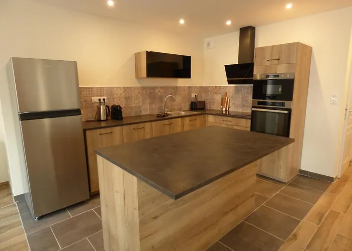 Le Jules Verne, En Plein Centre-ville Le Crotoy