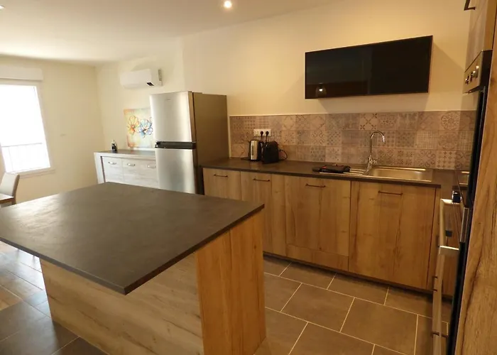 Le Jules Verne, En Plein Centre-ville Le Crotoy