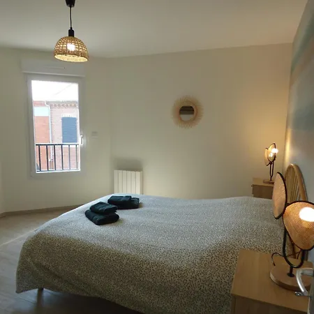 Le Jules Verne, En Plein Centre-ville Apartment *